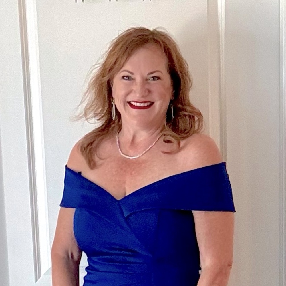Meet your Posher, Debbie